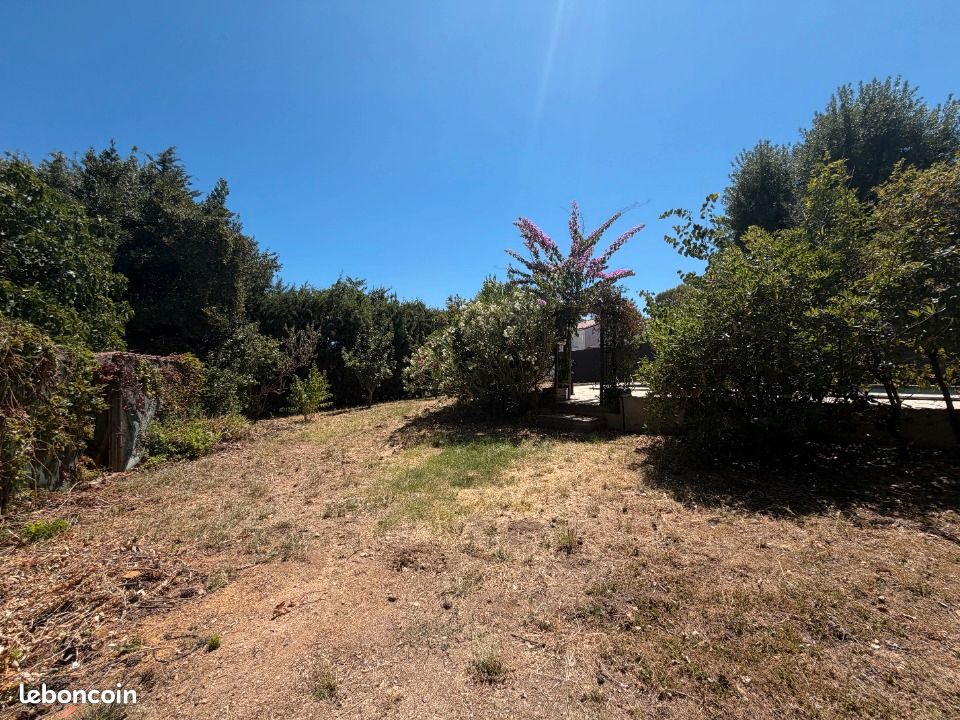Terrain 573 m² Restinclieres · à Restinclières · 219 900 €