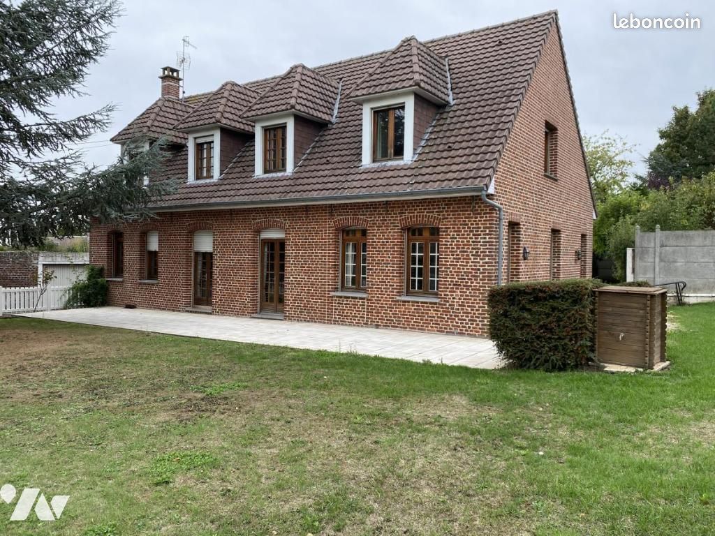 Maison 8 pièces 192 m² · à Solesmes · 192 m² · 229 000 €