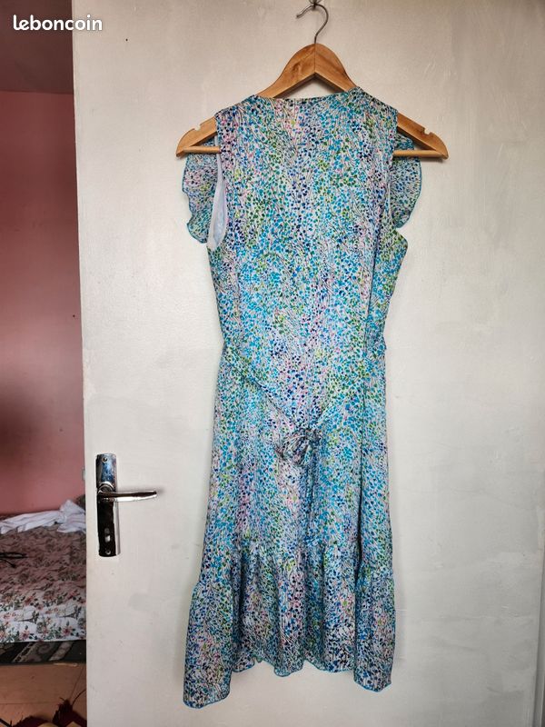 Robe très bon état (image 4)