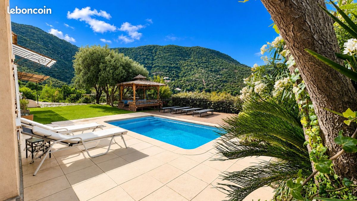 Appartement 1 pièce 50 m² · à Cavalaire-sur-Mer · 50 m² · 1 200 €/mois
