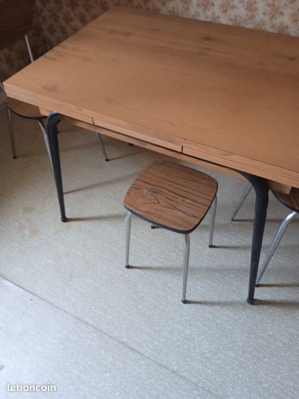 Ensemble table vintage (image 3)