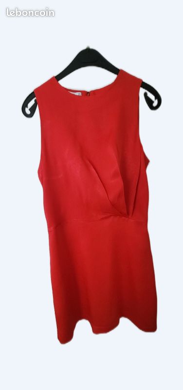 Robe (image 1)
