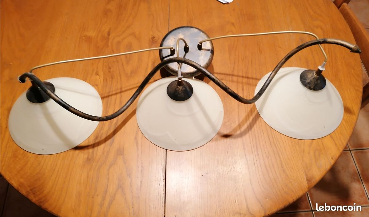 Lustre (image 1)