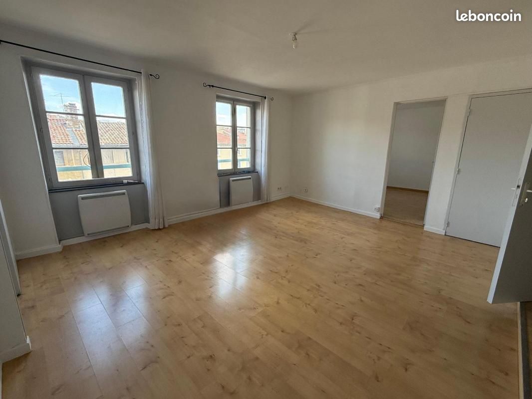 Appartement 3 pièces 53 m² · à Romans-sur-Isère · 53 m² · 530 €/mois
