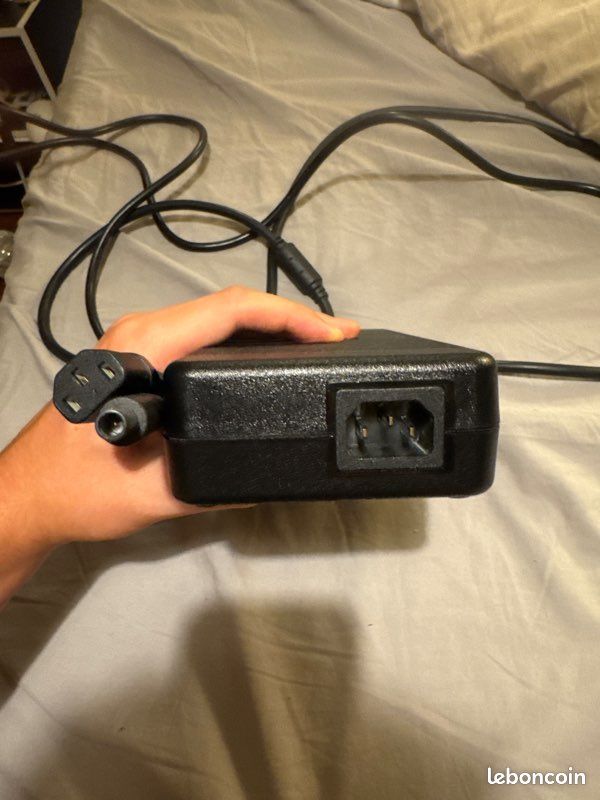 Pc portable dell g15 5530 (image 10)