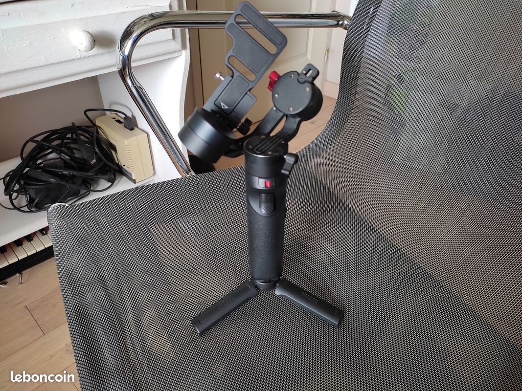 Stabilisateur zhiyun crane m2 (image 1)