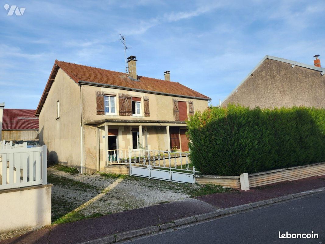 Maison 6 pièces 155 m² · à Champignol-lez-Mondeville · 155 m² · 120 000 €