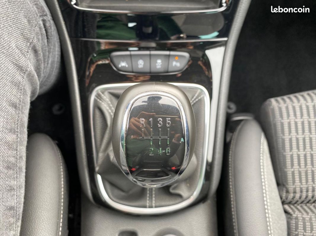OPEL ASTRA 1.2i Turbo FAP - 145 - Elegance - Gps + Radar Avant et Arrière + Pack Hiver (image 16)