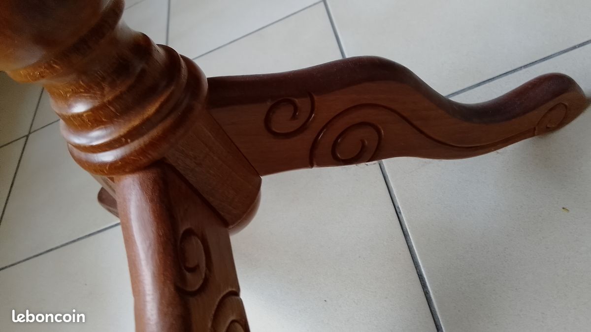 Guéridon table (image 3)