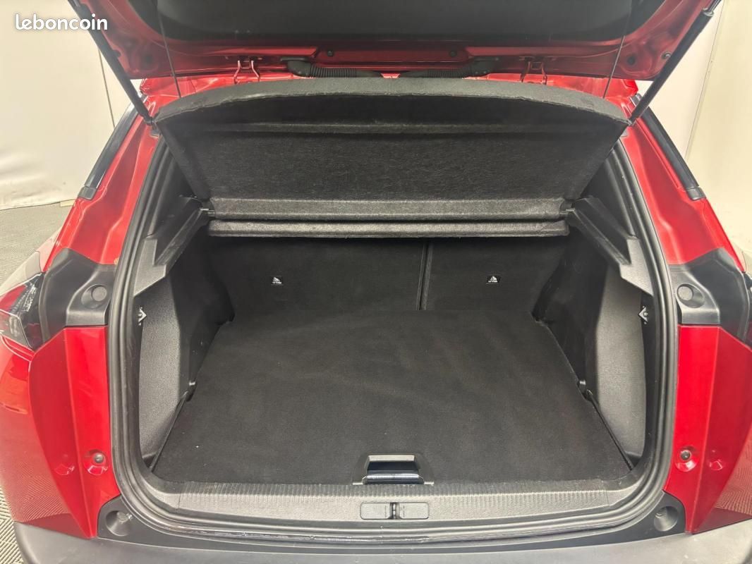 Peugeot 2008 BlueHDi 130 S&S EAT8 Allure (image 6)