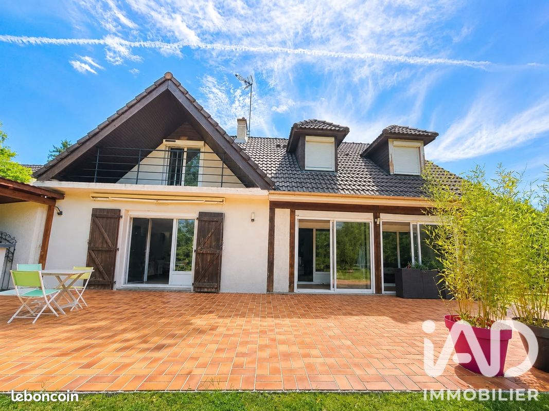 Maison 5 pièces 155 m² · à Saint-Martin-en-Bière · 155 m² · 468 000 €