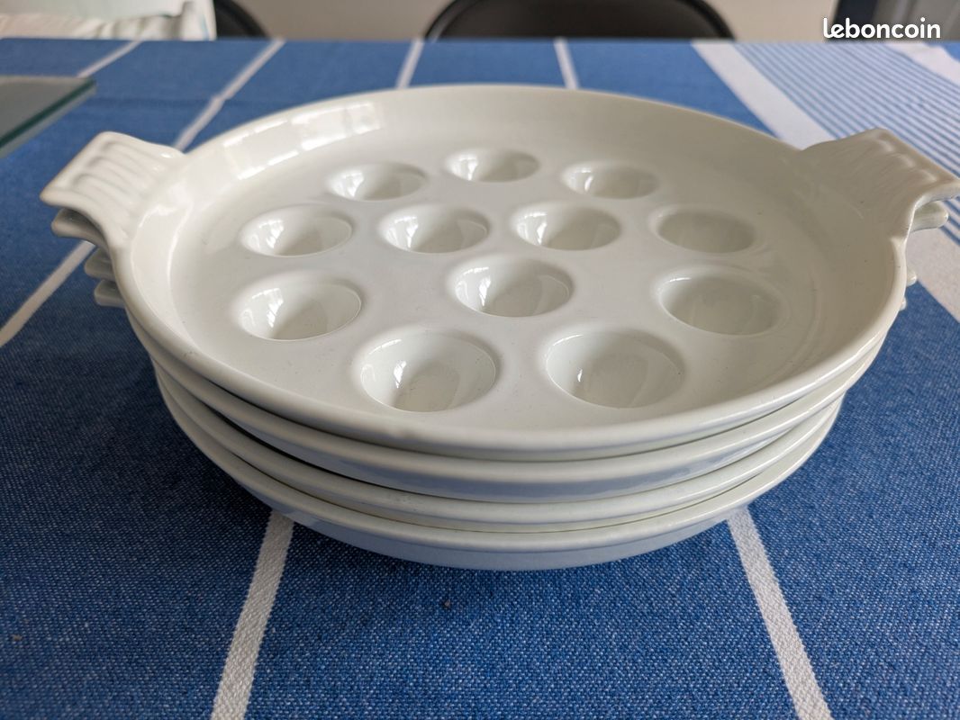 Ensemble de 4 assiettes à escargots orange Le Creuset 12 trous en fonte émaillée - France