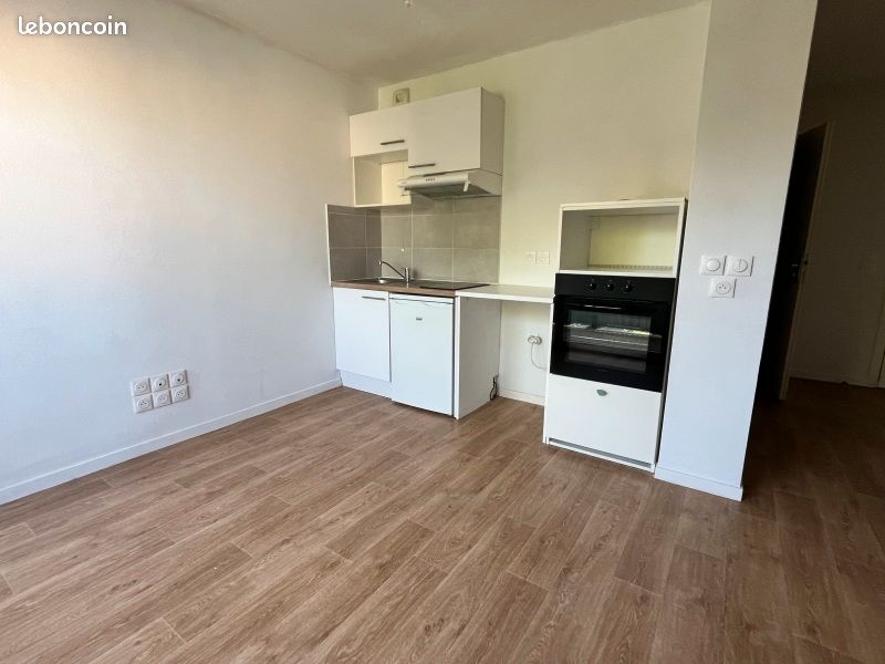 Appartement 1 pièce 27 m² · à Villenave-d'Ornon · 27 m² · 502 €