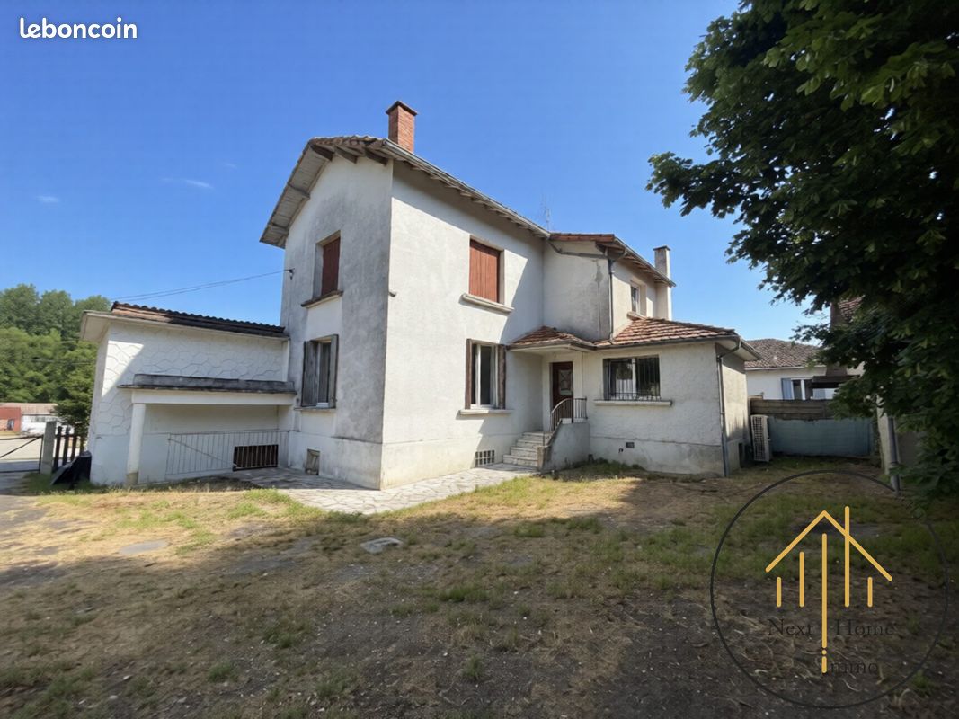 Maison 6 pièces 150 m² · à Chalais · 150 m² · 84 900 €
