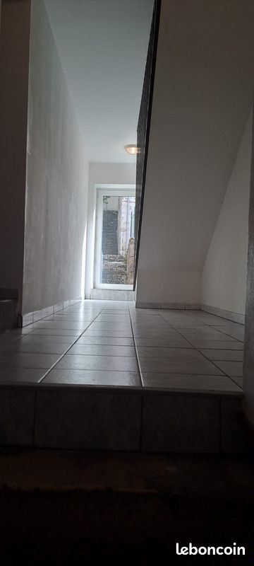Appartement 2 pièces 40 m² · à Saint-Claude · 40 m² · 330 €/mois