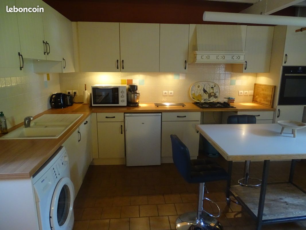 Jolie maison en pierre typique et tranquille (image 4)