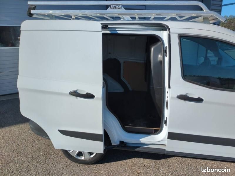 Ford Transit Courier 1.0E 100ch Stop&Start Trend (image 8)