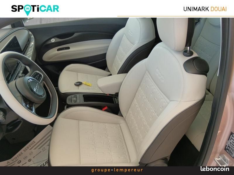 Fiat 500 e 95ch La Prima MY24 (image 11)