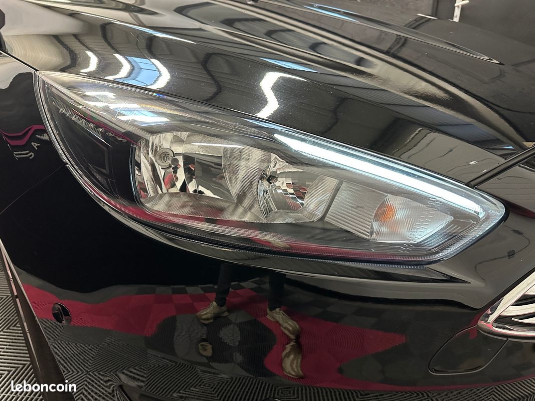 FORD FOCUS 1.0 EcoBoost 125ch Titanium (image 9)