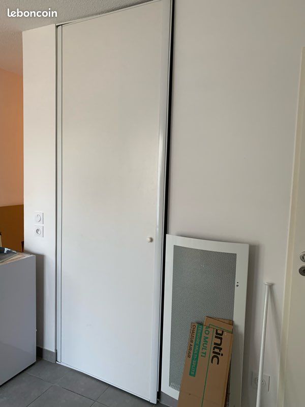 Porte placard (image 1)