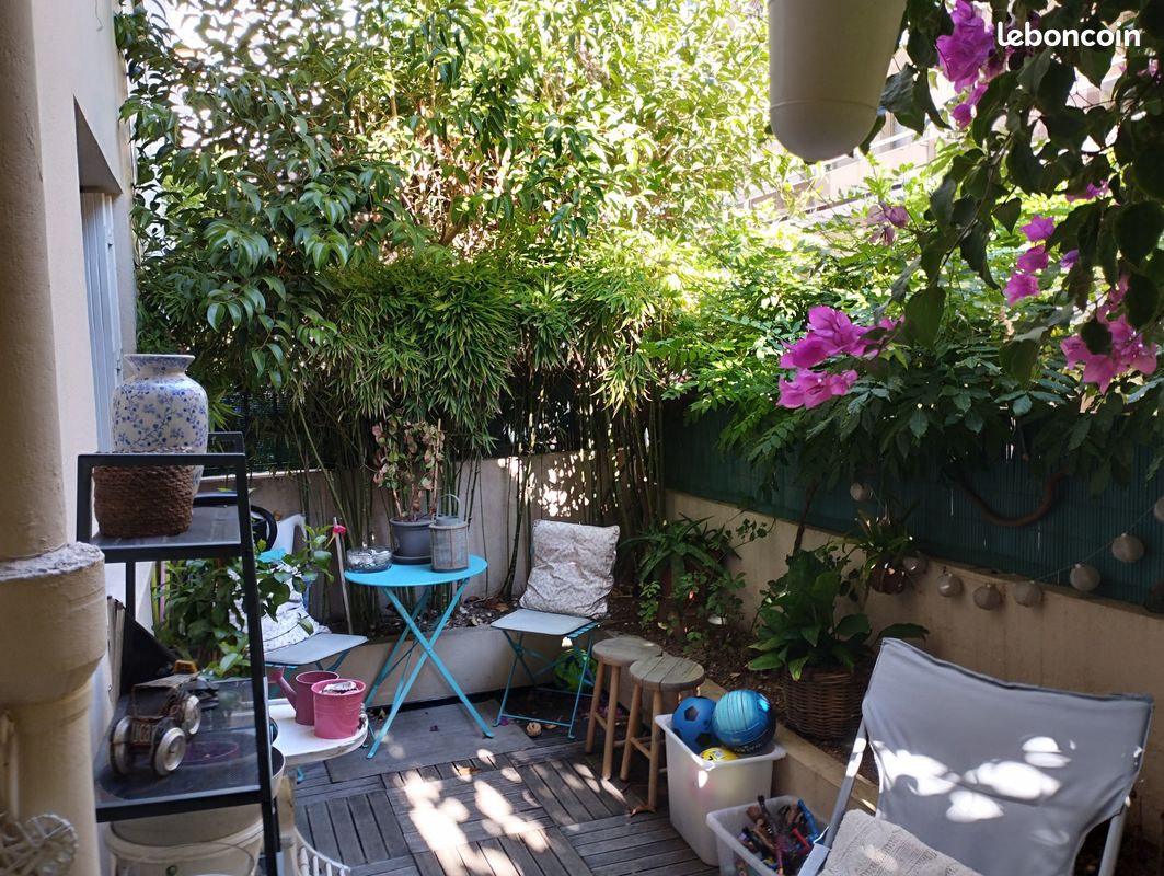 Appartement 3 pièces 65 m² · à Toulon · 65 m² · 980 €