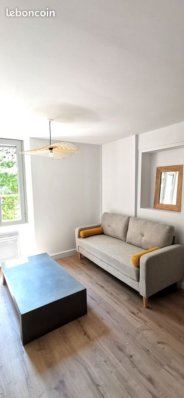 Appartement 2 pièces 42 m² · à Romans-sur-Isère · 42 m² · 590 €/mois