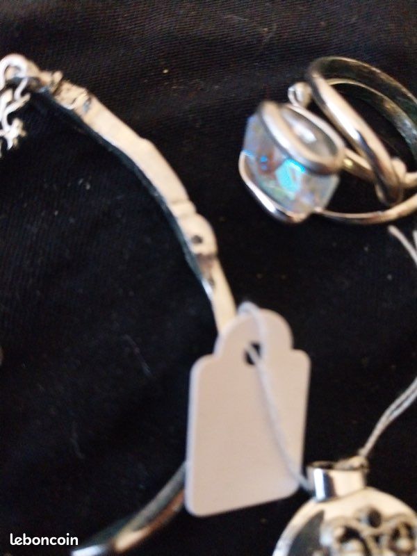 Lot bijoux (image 3)