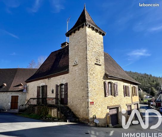 Propriété 7 pièces 166 m²