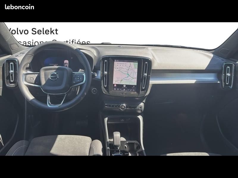 Volvo XC40 B3 163ch Black Edition DCT 7 (image 18)
