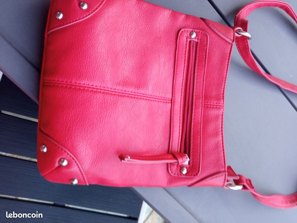 Petit sac en bandoulière (image 1)