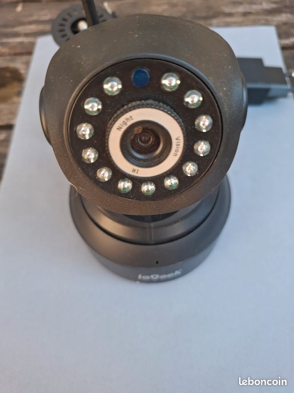 Caméra de surveillance Wi-Fi ieGeek 1080p (image 2)