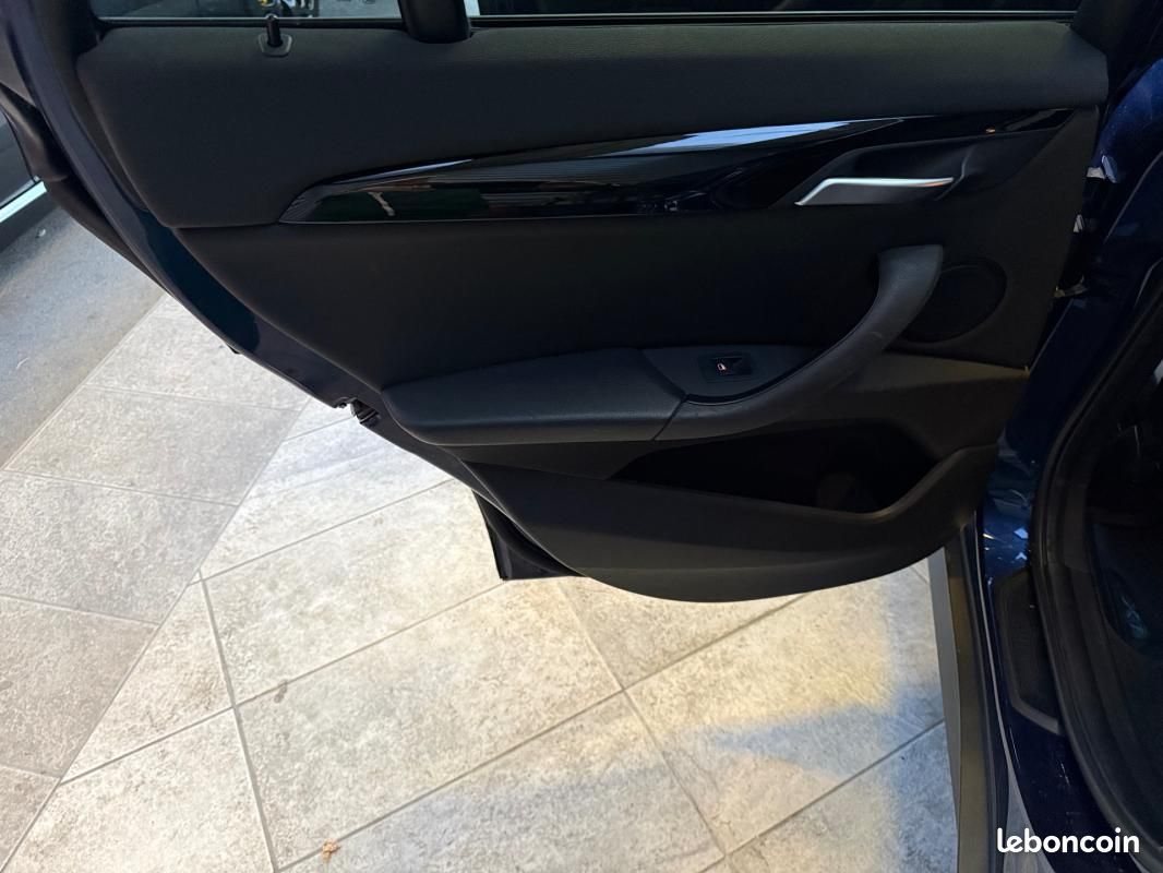BMW X1 F48 sDrive 18i 140 ch Business Design + Toit Ouvrant (image 20)