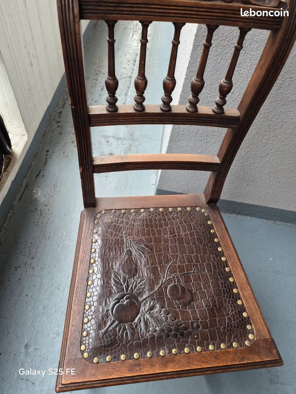 Lots de 9 chaises (image 1)