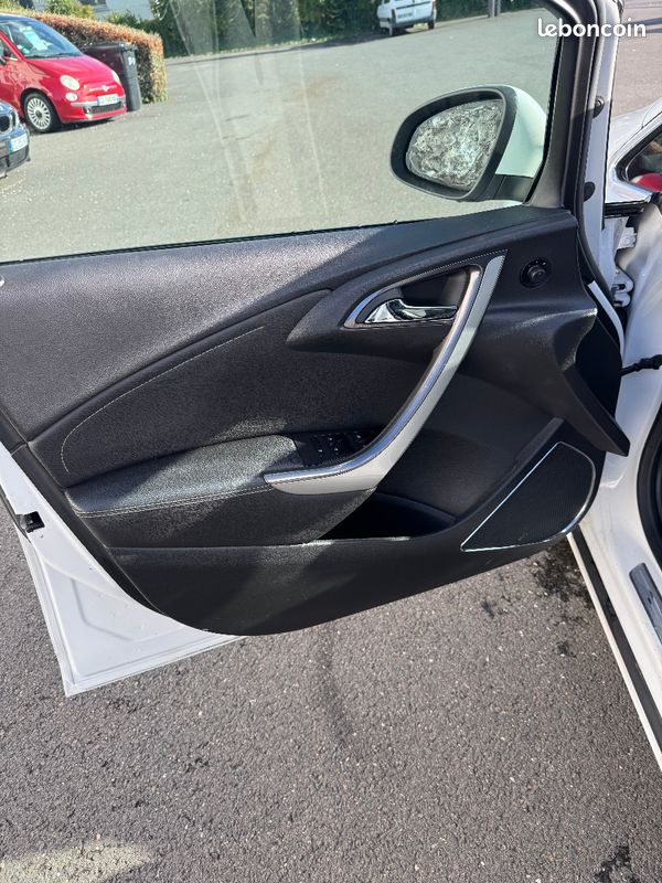 Opel Astra 1.7 CDTI (image 18)