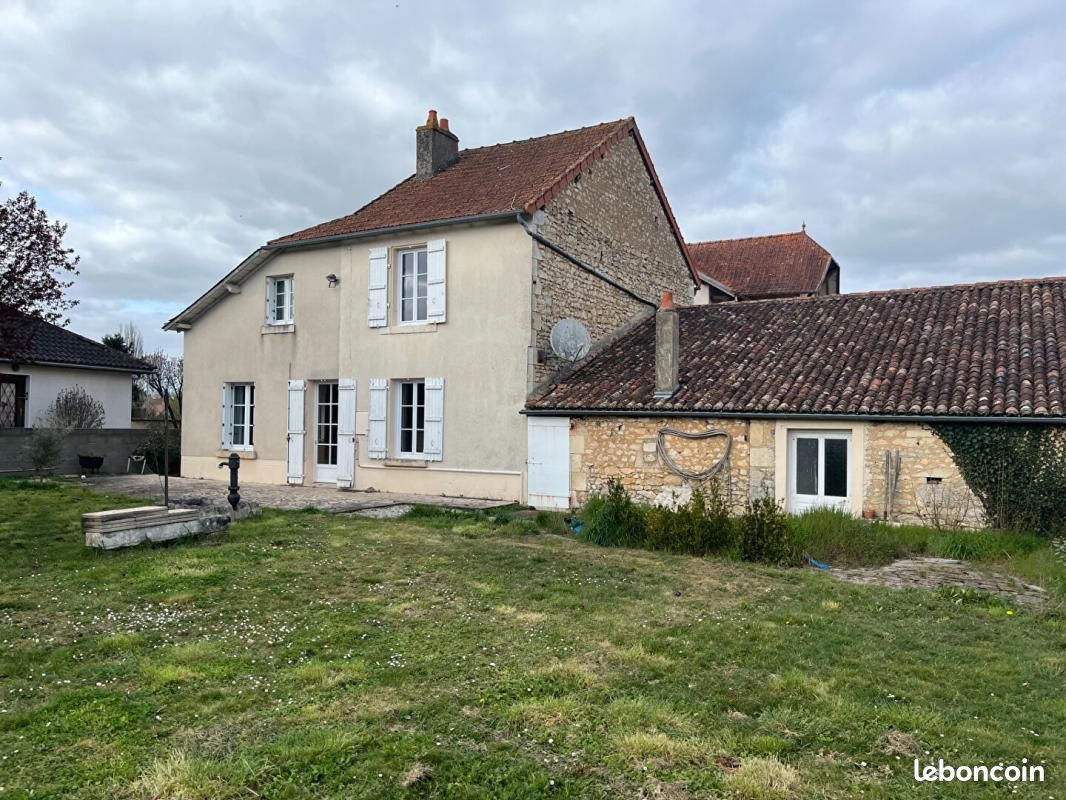 Maison 4 pièces 122 m² · à Saint-Germain · 122 m² · 125 000 €