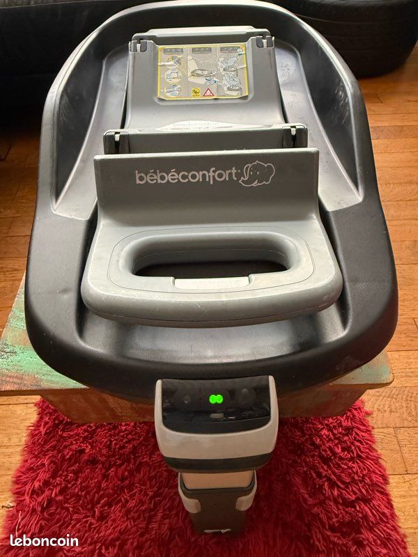 Cosy Bébéconfort Cabriofix, base Isofix, habillage pluie (image 4)