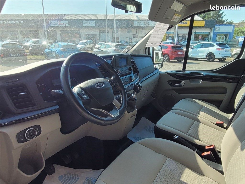Ford Tourneo CUSTOM 320 L2H1 2.0 ECOBLUE 130 Trend Business (image 2)