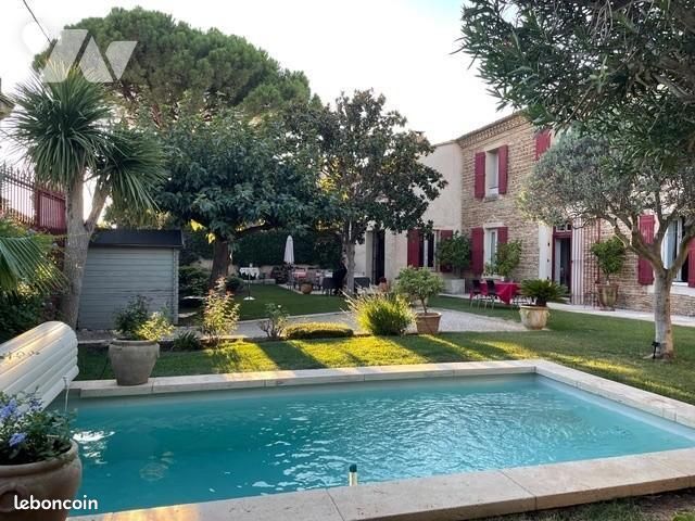 Maison 6 pièces 290 m² · à Générac · 290 m² · 794 880 €