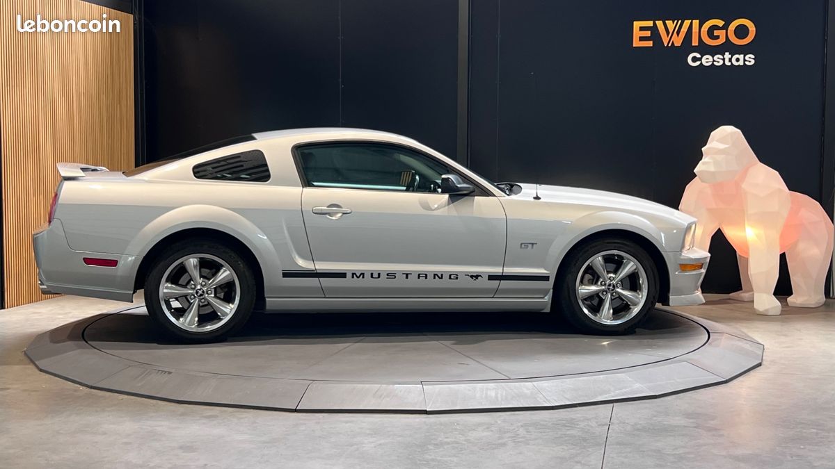 FORD MUSTANG FASTBACK GT V8 4.6L 305ch SACT 24 soupapes - CARTE GRISE FRANCAISE (image 26)