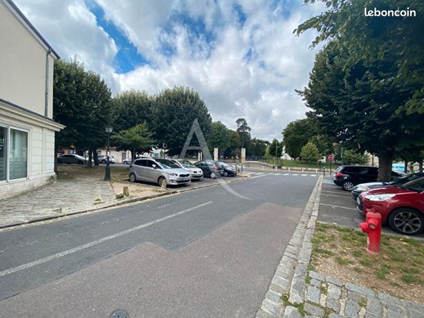 https://img.leboncoin.fr/api/v1/lbcpb1/images/a5/0a/35/a50a35f4657a847f713f10632fb93c0ccac39958.jpg?rule=ad-image