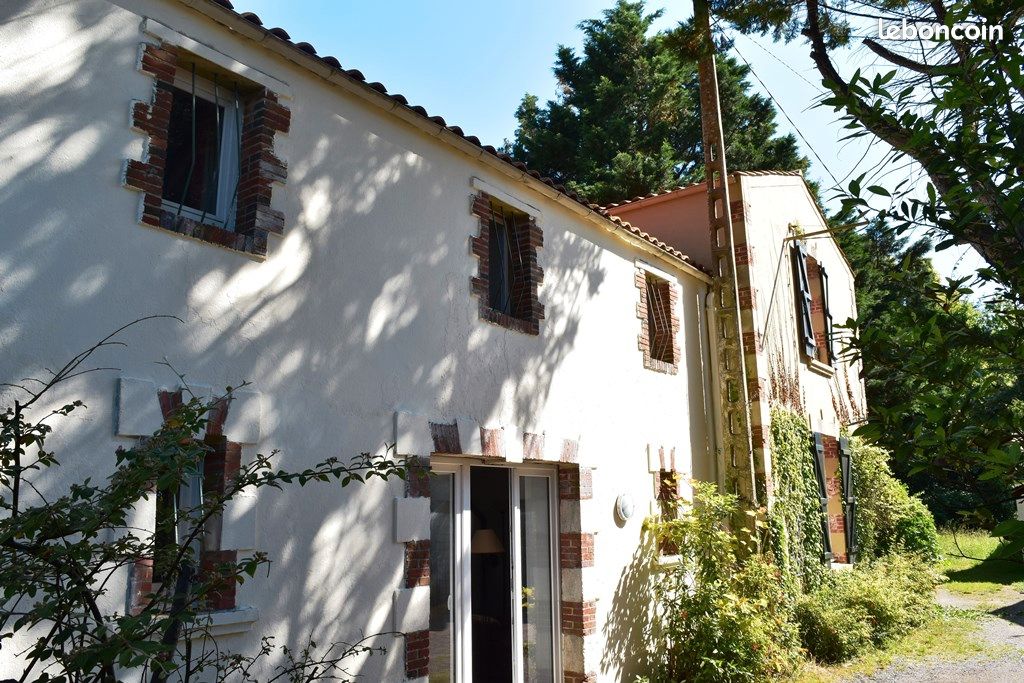 Maison 14 pièces 330 m² · à Les Sables-d'Olonne · 330 m² · 717 000 €