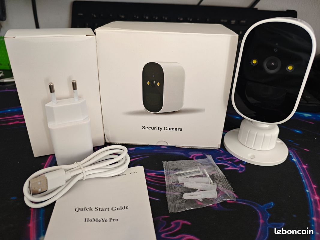 Caméra Surveillance Intérieur WiFi 2.4G SmartCam - Vision Nocturne, Neuve