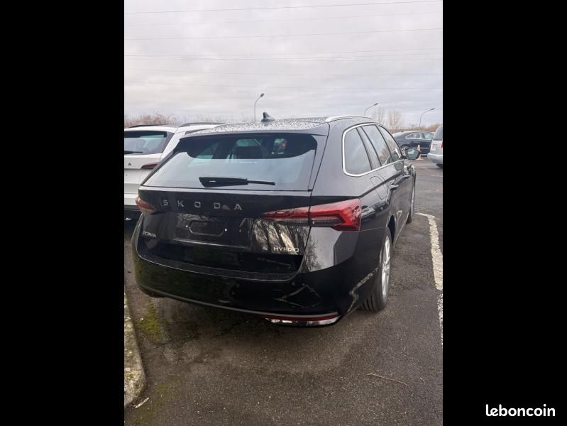 Skoda Octavia Combi 1.5 TSI ACT Hybrid 150ch Clever DSG7 (image 17)