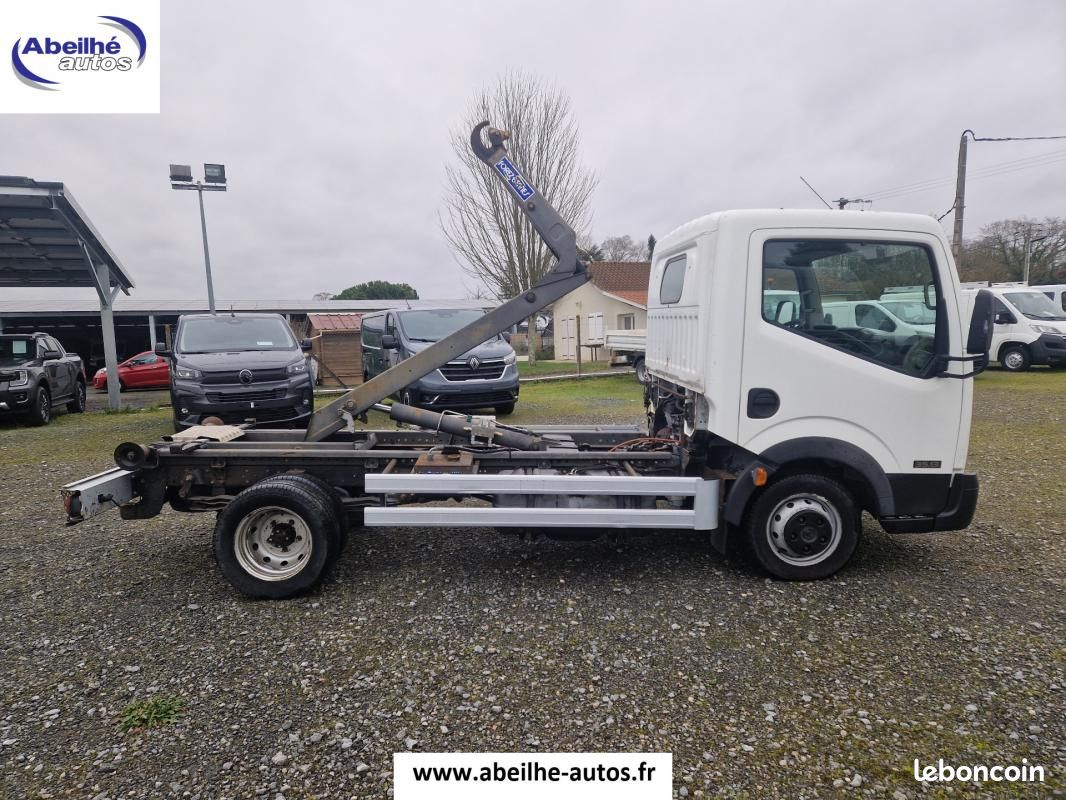 Nissan Cabstar CHASSIS NU POLYBENNE 35/13 2.5 DCI 130CV (image 6)