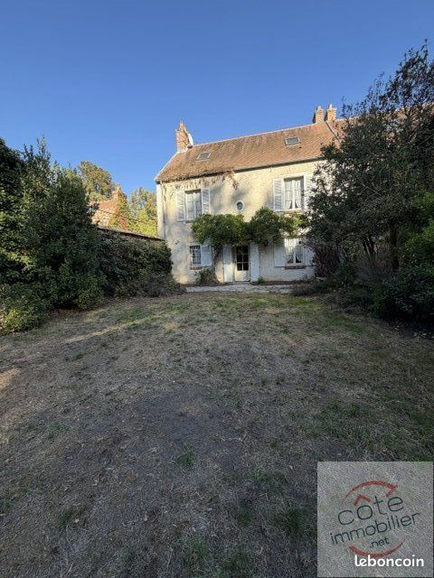 Maison 5 pièces 157 m² · à Saint-Cyr-sous-Dourdan · 157 m² · 265 000 €