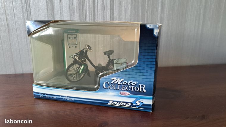 Maquette Solex 3800 + pompe à essence au 1/18ème - Collection