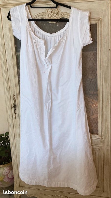 Chemise de nuit vintage Vêtements