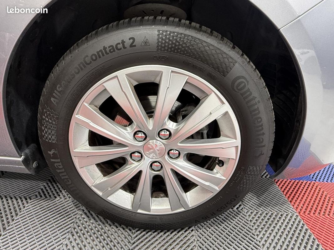 Peugeot 308 1.2 puretech 110 style start-stop (image 30)