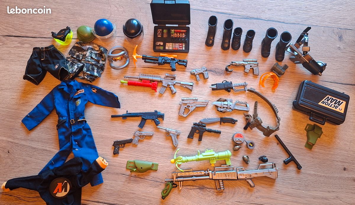 ActionMan - Figurine articulée + accessoires (image 2)