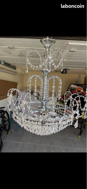 Lustre (image 1)